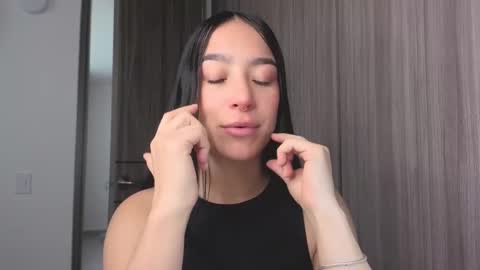 Sophie  online show from 16, 9, 2025