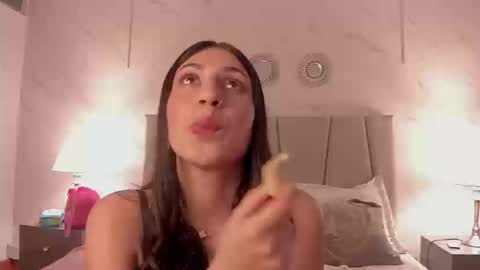 Snapshot of sophie_beaumont chatting on 24, 9, 2025 SOPHIE online show from 24, 9, 2025