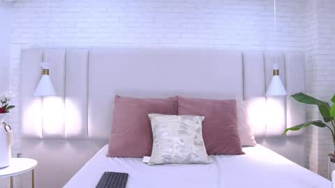 Sofia  santodomingo online show from 1, 11, 2025