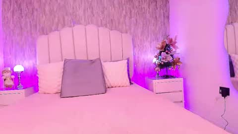 sophie online show from 24, 11, 2025