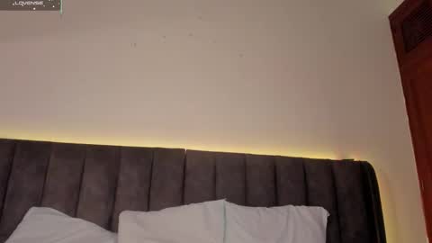 Snapshot of sophie_smith19 chatting on 11, 9, 2025 sophie_smith19 online show from 11, 9, 2025