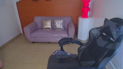 Snapshot of sophie_t_ chatting on 24, 12, 2024 Sofia online show from 24, 12, 2024