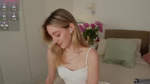Snapshot of sophiebelll chatting on 12, 6, 2026 sophiebelll online show from 12, 6, 2026