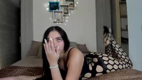 sophiebellucci online show from 6, 7, 2026