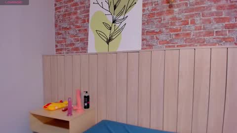 Sophie online show from 8, 3, 2025