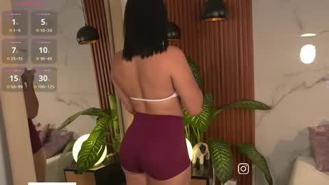 Sophie online show from 10, 4, 2026