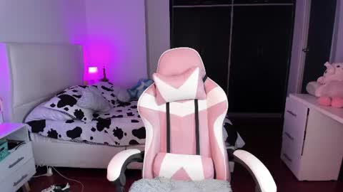    online show from 17, 6, 2026