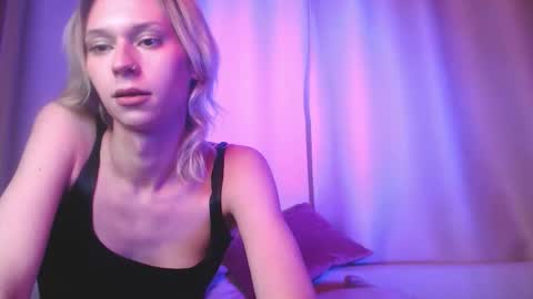 sophiediamond_x online show from 9, 10, 2025