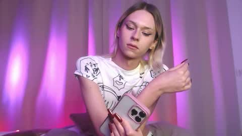 sophiediamond_x online show from 21, 10, 2025