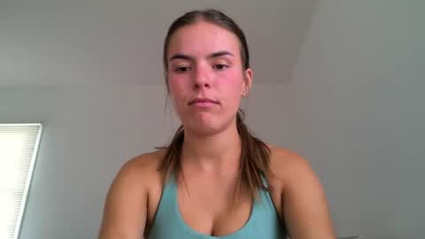 Snapshot of sophiedove chatting on 13, 10, 2025 sophiedove online show from 13, 10, 2025