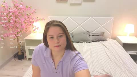 Snapshot of sophieee_lee chatting on 6, 12, 2024 Sophie online show from 6, 12, 2024