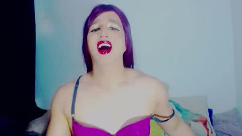 sophiehillsxo online show from 15, 3, 2026