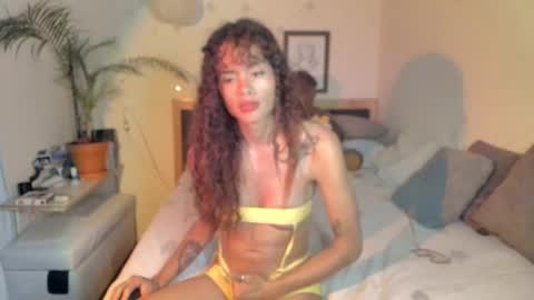 Snapshot of sophielondono21 chatting on 1, 3, 2025 SofiTrans21 online show from 1, 3, 2025