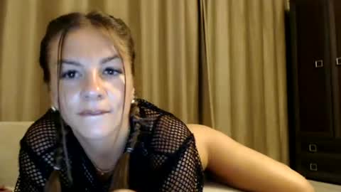 sophieluxe online show from 25, 6, 2026