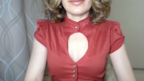 Snapshot of sophiemisss chatting on 3, 10, 2025 Sophiemisss online show from 3, 10, 2025