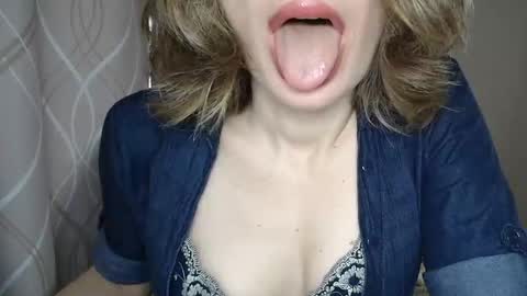 Sophiemisss online show from 11, 3, 2026