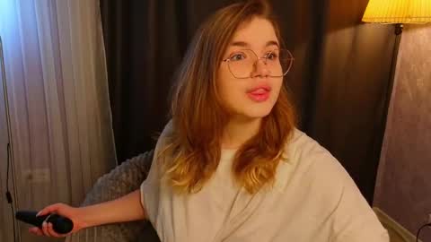 Snapshot of sophiemure chatting on 7, 1, 2026 Sophie online show from 7, 1, 2026