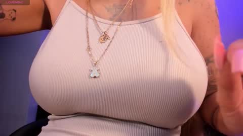 Sophie  Palmer online show from 17, 9, 2025