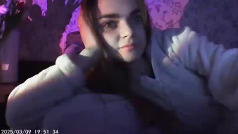 Snapshot of sophiesuvi chatting on 8, 3, 2025 Sophie and my bestie Mandy online show from 8, 3, 2025