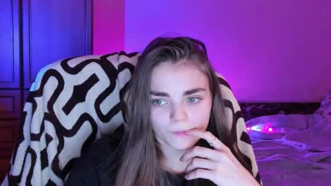 Sophie and my bestie Mandy    online show from 15, 1, 2026