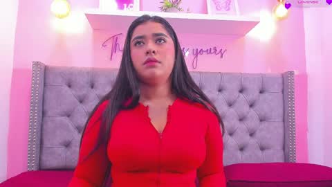 Sophii  online show from 6, 4, 2026