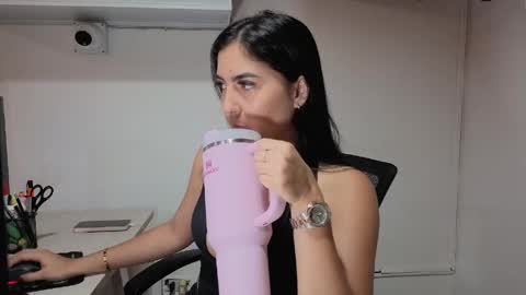 Snapshot of sophiie_blakee chatting on 31, 5, 2026 Sophiee online show from 31, 5, 2026
