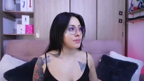 Sophiie online show from 2, 3, 2026