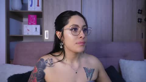 Sophiie online show from 20, 4, 2026