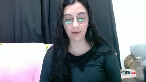 Snapshot of sophirivers chatting on 2, 10, 2025 sophirivers online show from 2, 10, 2025