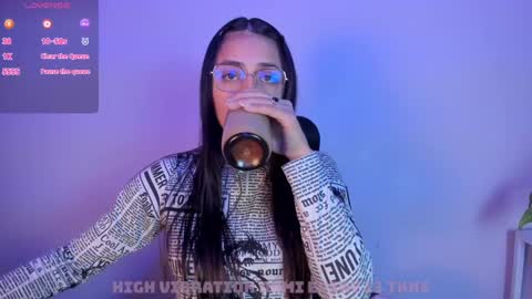 Snapshot of sophy_smilesweet chatting on 16, 12, 2024 SOPHY ROGERS online show from 16, 12, 2024