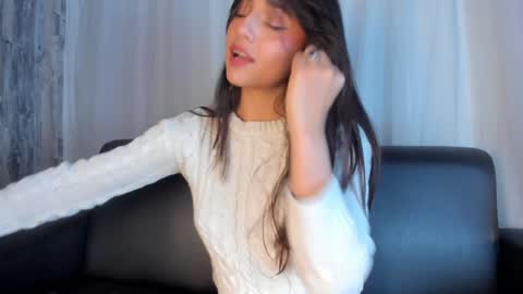 Snapshot of sophy_smilesweet chatting on 10, 1, 2025 SOPHY ROGERS online show from 10, 1, 2025