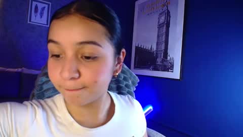 Sophy  online show from 25, 2, 2026