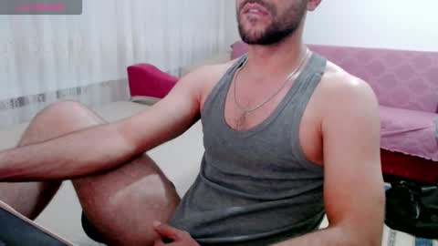 Snapshot of sorrymybadd chatting on 19, 10, 2025 luis online show from 19, 10, 2025