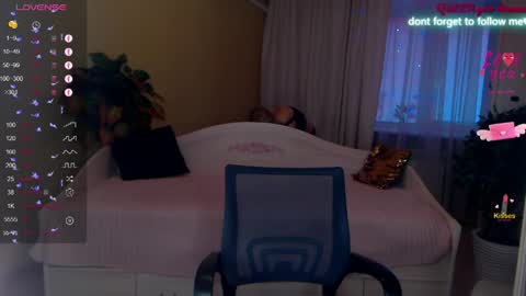 Snapshot of soul_liza chatting on 2, 4, 2026 Lisa online show from 2, 4, 2026