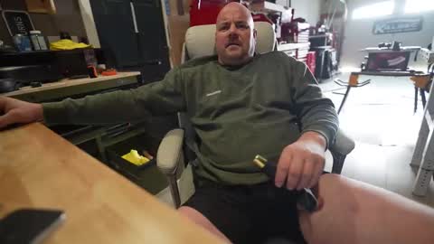 Snapshot of soundfreqnj chatting on 17, 12, 2025 soundfreqnj online show from 17, 12, 2025