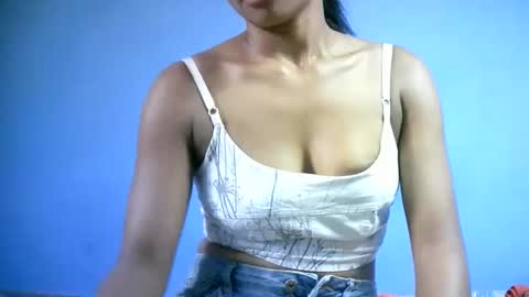 sourayaa online show from 4, 3, 2026