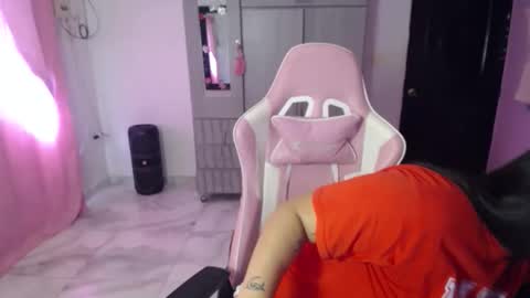 Cristal online show from 4, 12, 2025