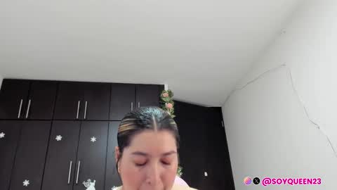 Snapshot of soyqeen chatting on 3, 10, 2025 SoyQueen online show from 3, 10, 2025