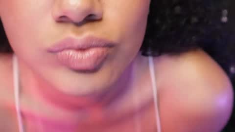 Snapshot of soytropicalfruit chatting on 3, 12, 2024 You want to talk to me more personal follow me in My Channel VIP 50 the discount online show from 3, 12, 2024