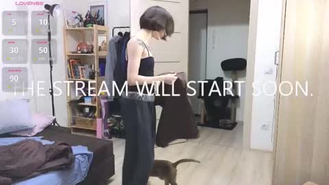 Snapshot of space_x_roxy chatting on 28, 11, 2025 Roxy online show from 28, 11, 2025