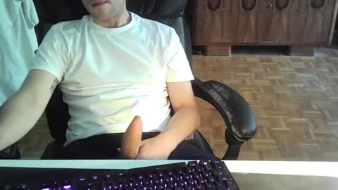 Snapshot of spammeback1 chatting on 24, 6, 2026 BrightSmileBigD online show from 24, 6, 2026