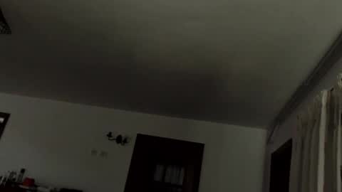 spanish online show from 5, 3, 2025