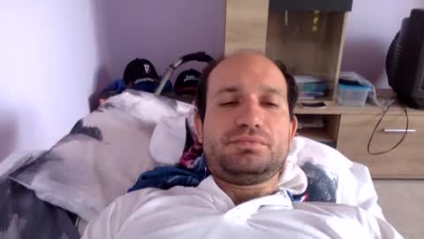 Snapshot of sparei7 chatting on 13, 5, 2026 Snaiky online show from 13, 5, 2026