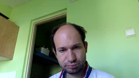 Snapshot of sparei7 chatting on 14, 5, 2026 Snaiky online show from 14, 5, 2026