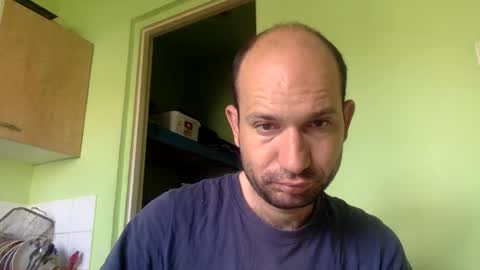 Snapshot of sparei7 chatting on 24, 5, 2026 Snaiky online show from 24, 5, 2026