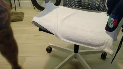 sparklenuts17 online show from 13, 12, 2024