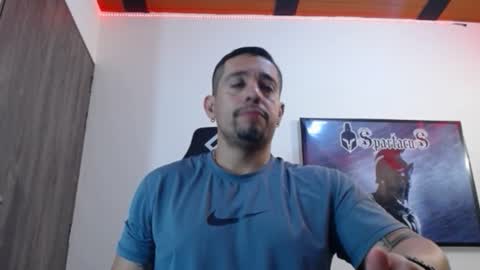     online show from 25, 11, 2025