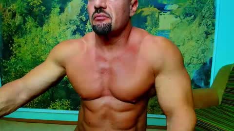 Snapshot of spartacusdom chatting on 13, 5, 2026 spartacusdom online show from 13, 5, 2026