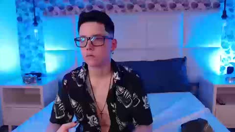 spencerm_ online show from 28, 10, 2025