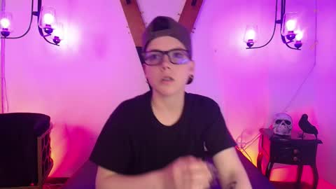 spencerm_ online show from 17, 11, 2025